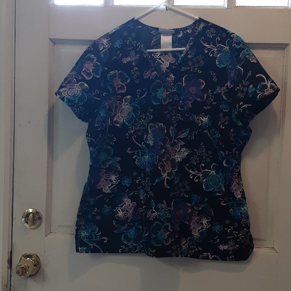 Medical scrub - Picture 2 of 8